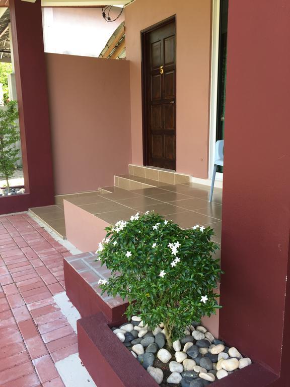 ハーモニー ゲストハウス Sdn Bhd Padang Mat Sirat エクステリア 写真